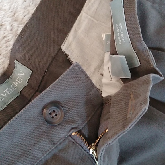 Evergreen Shorts - Picture 10 of 11